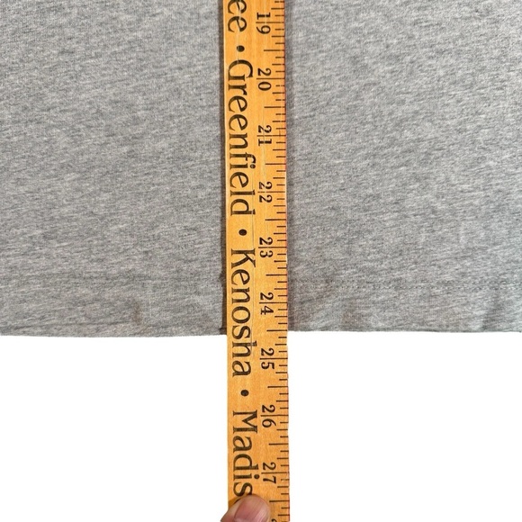 Nike Shirt Men's Size Small Gray Worldwide Globe Short Sleeve Swoosh Crew Neck - Picture 9 of 9